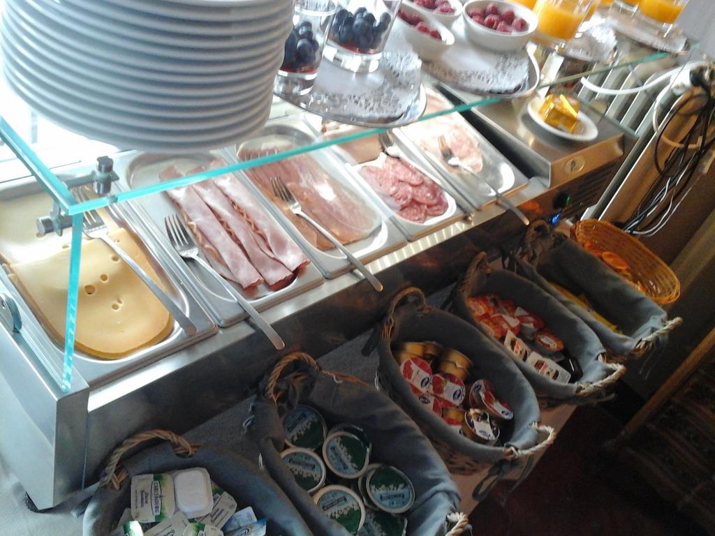 Arconaty Hotel Linter Dış mekan fotoğraf