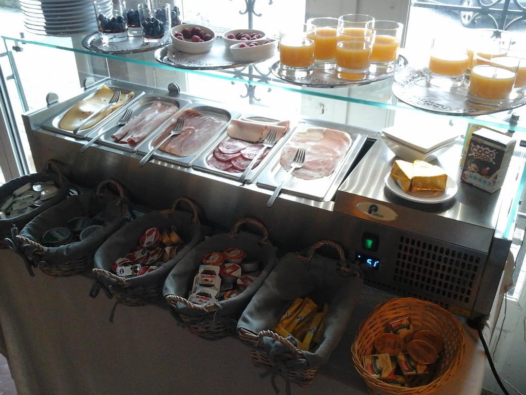 Arconaty Hotel Linter Dış mekan fotoğraf